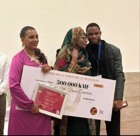 image Congrès national de l’esthétique et de la beauté:  Djogo gagne le premier prix